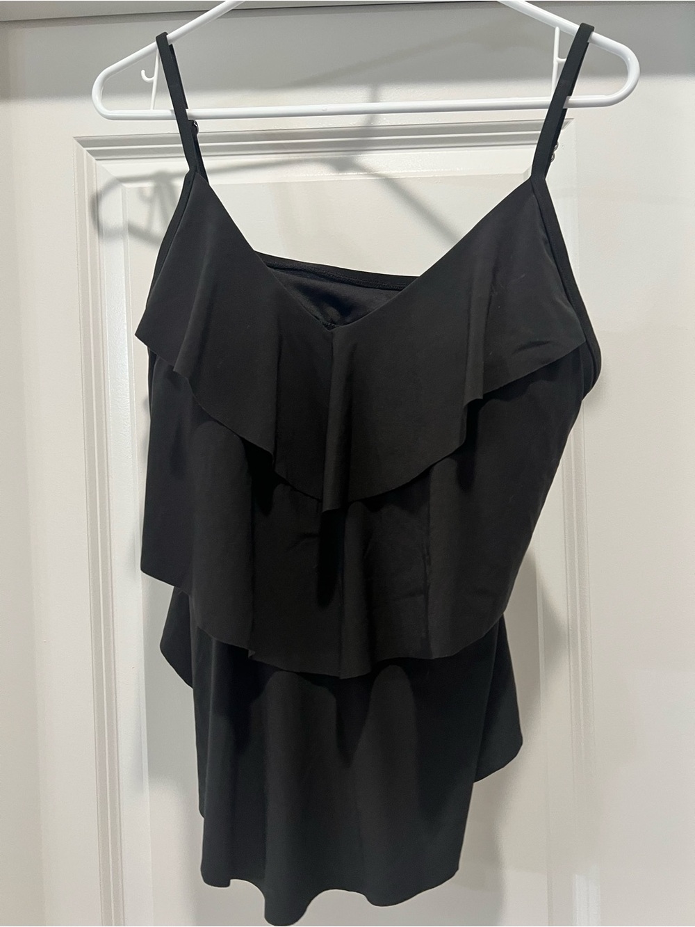 Aqua Green NWT $29 Black Tiered Ruffle Swim Top